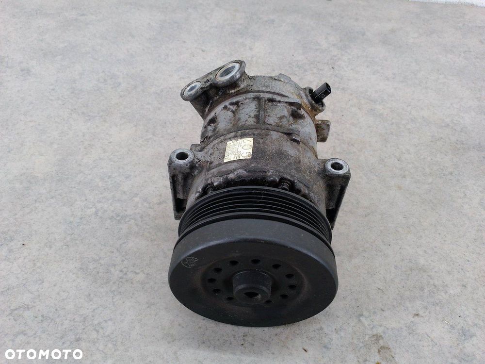 SPRĘŻARKA KLIMATYZACJI OPEL CORSA D 55701200 5E5275200 GE447190-5040  DENSO - 5