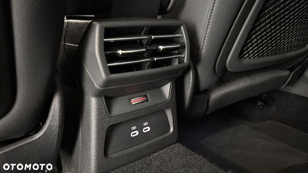 Audi A3 Limousine 35 TFSI mHEV S Line S tronic - 20