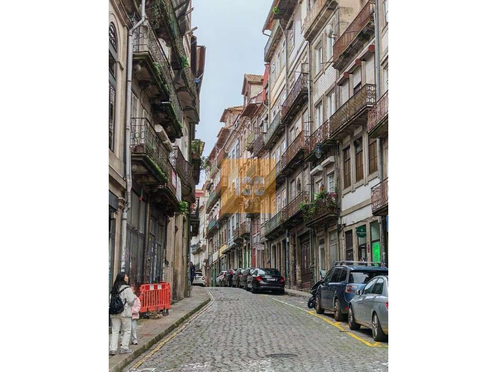 Trespasse de restaurante na Zona Histórica do Porto - Grande imagem: 2/17