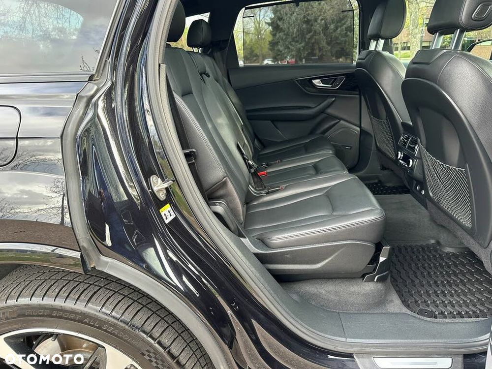 Audi Q7 - 9