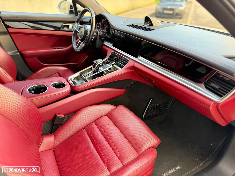 Porsche Panamera Sport Turismo 4 E-Hybrid Platinum Edition - 43