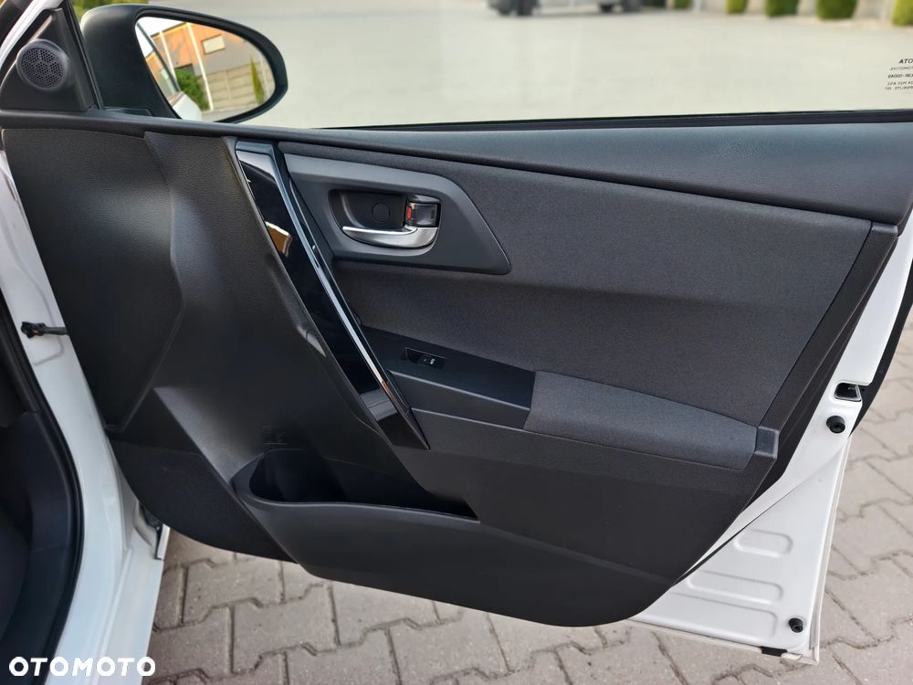 Toyota Auris 1.8 VVT-i Automatik Edition S+ - 18