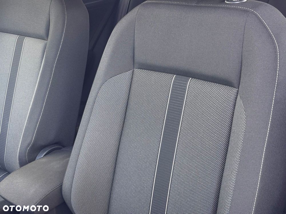 Volkswagen T-Roc 1.5 TSI Life DSG - 37
