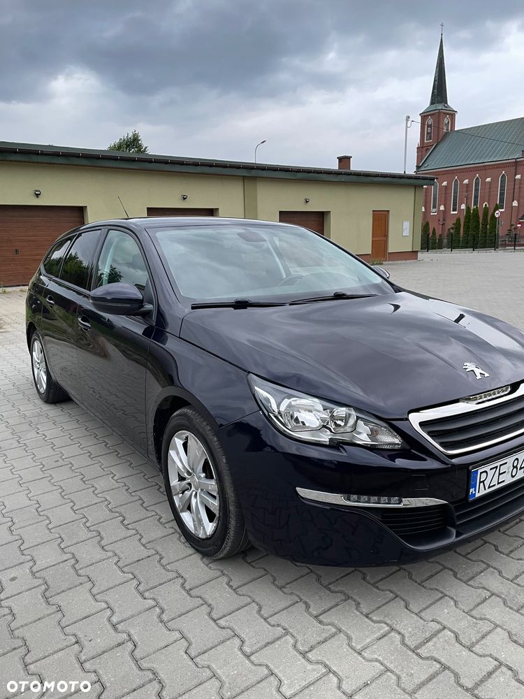 Peugeot 308 1.6 BlueHDi Allure S&S - 2
