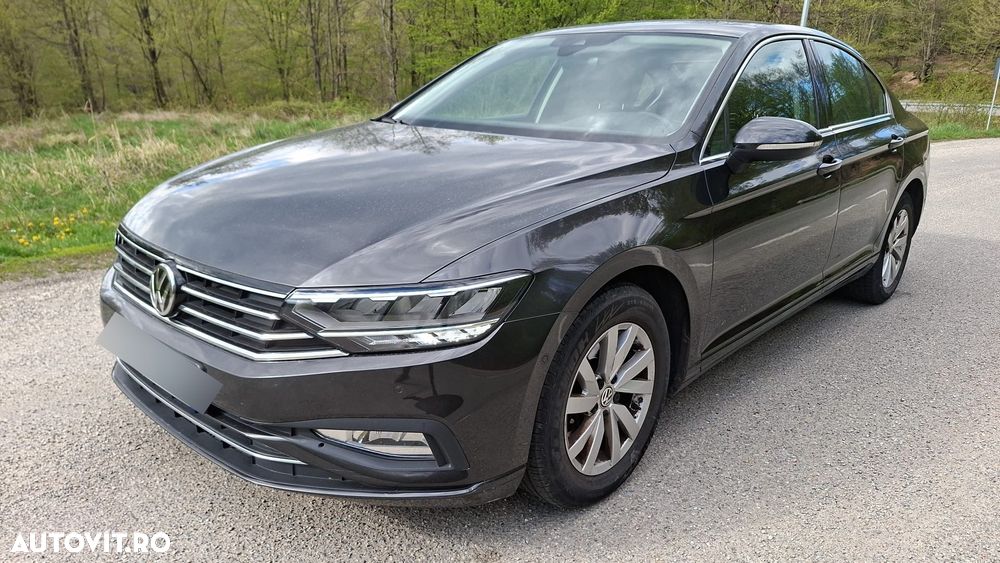 Volkswagen Passat 1.6 TDI SCR DSG Comfortline - 11