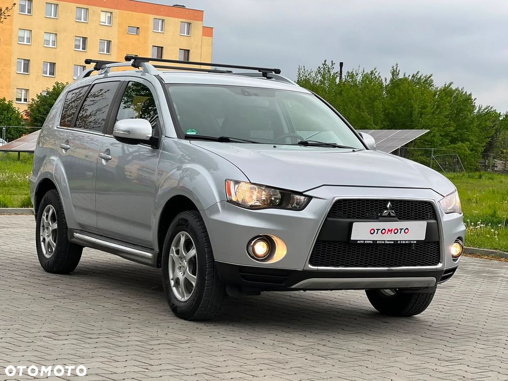 Mitsubishi Outlander 2.0 2WD Invite - 2