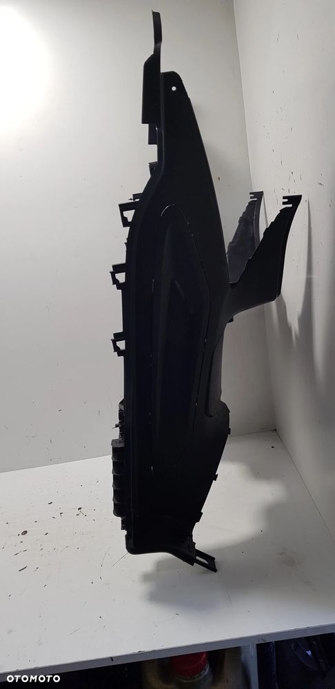 SYM GTS EVO 125 Podest Podłoga Stopień Tunel - 3