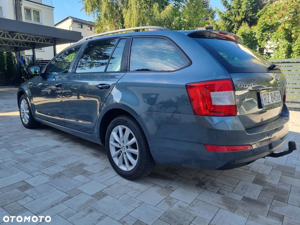 Skoda Octavia 1.4 TSI Ambition DSG - 5