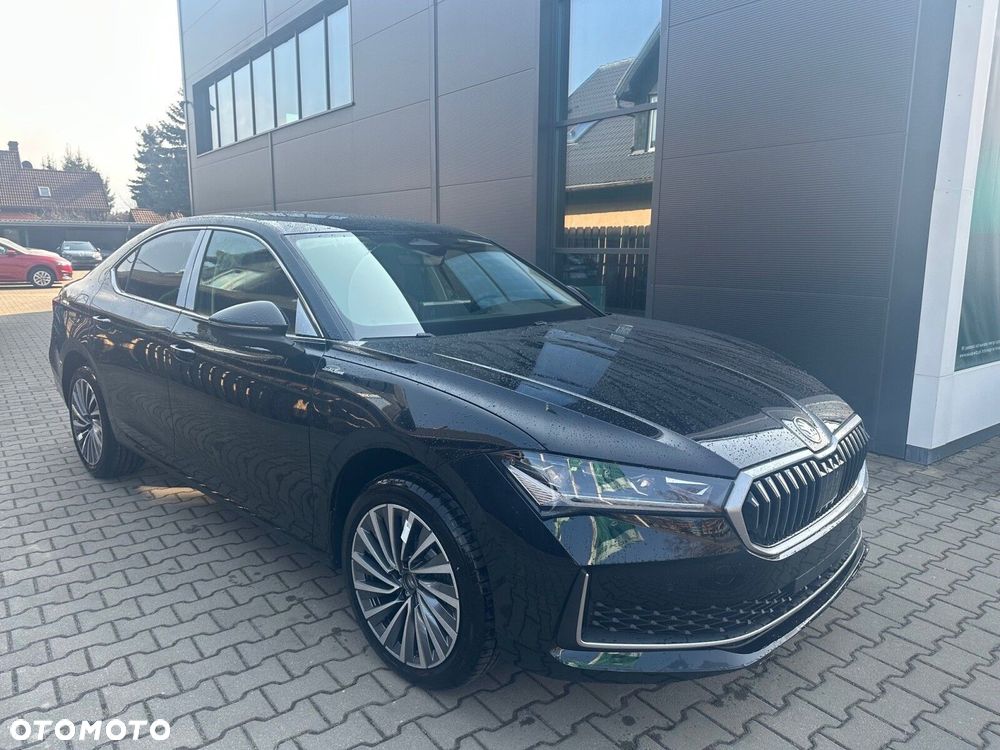 Skoda Superb 2.0 TDI SCR 4x4 L&K DSG - 1