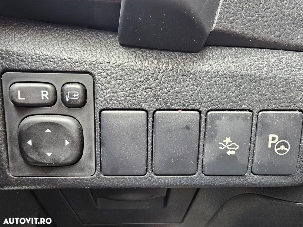 Toyota Auris 1.8 Executive - 15