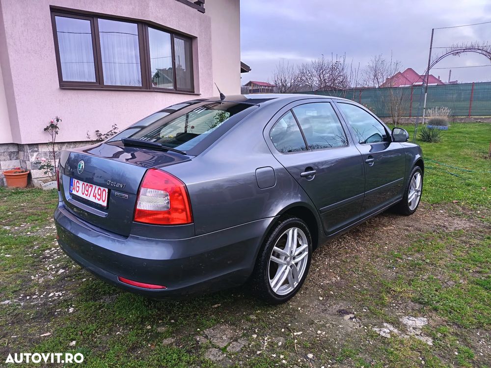 Skoda Octavia 1.4 TSI IMPULS EDITION - 17