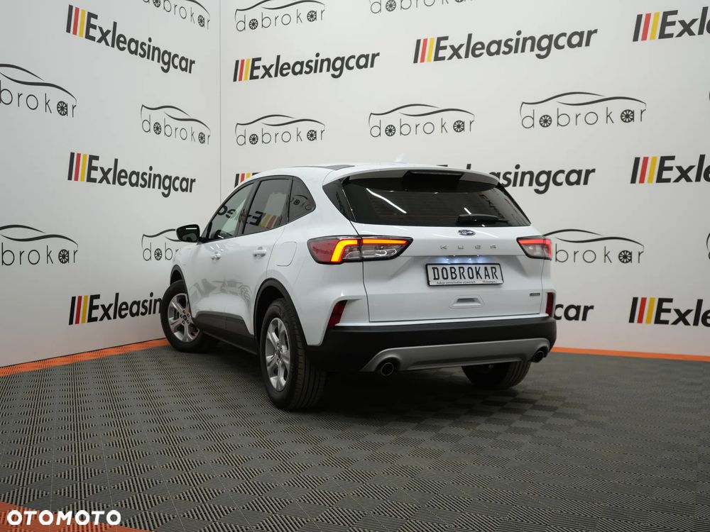 Ford Kuga - 8