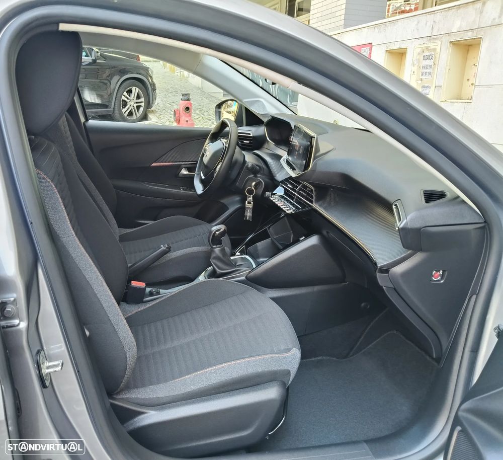 Peugeot 208 1.2 PureTech Active - 17
