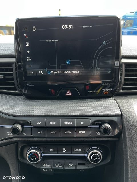 Hyundai Veloster - 16