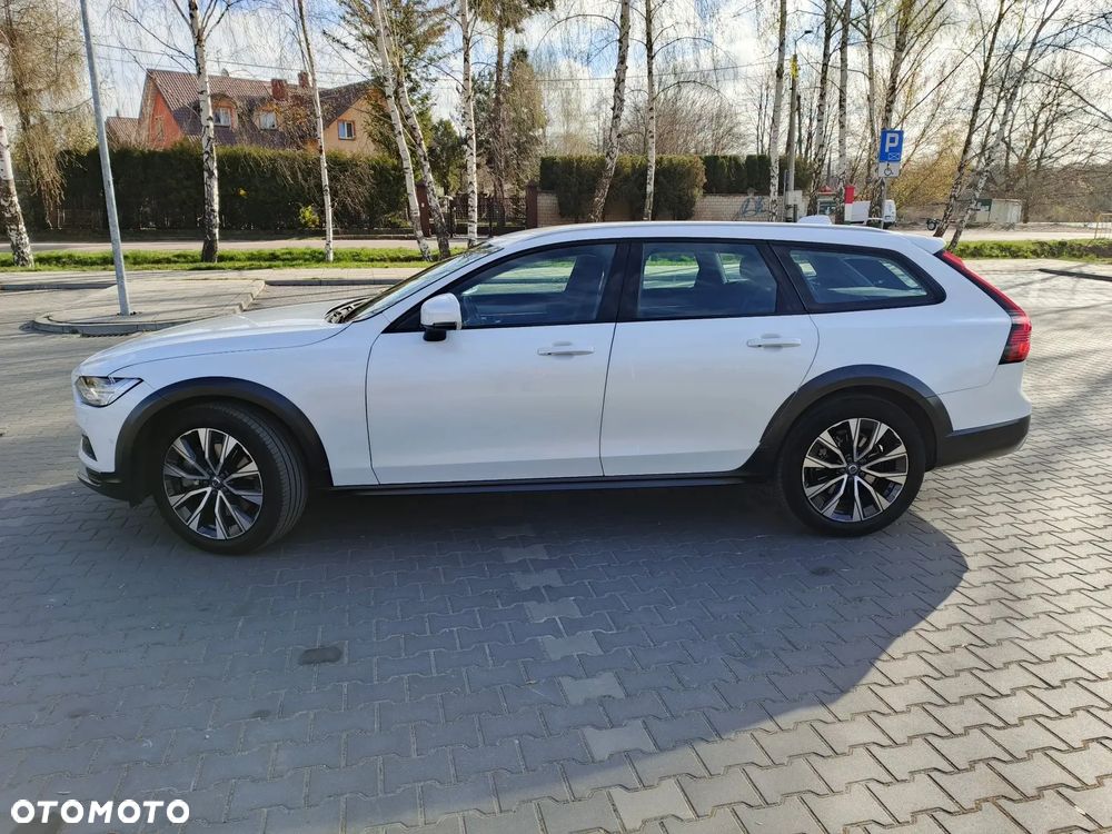 Volvo V90 Cross Country B4 D AWD Ultimate - 35