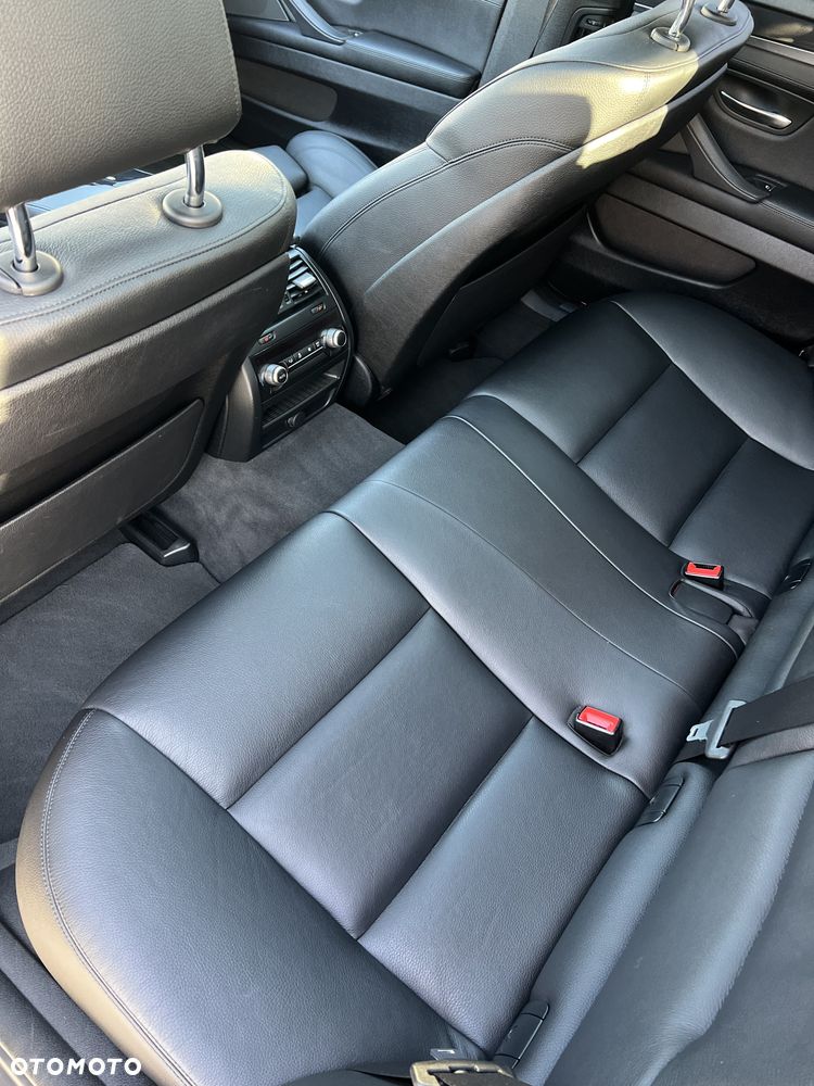 BMW Seria 5 520d - 22