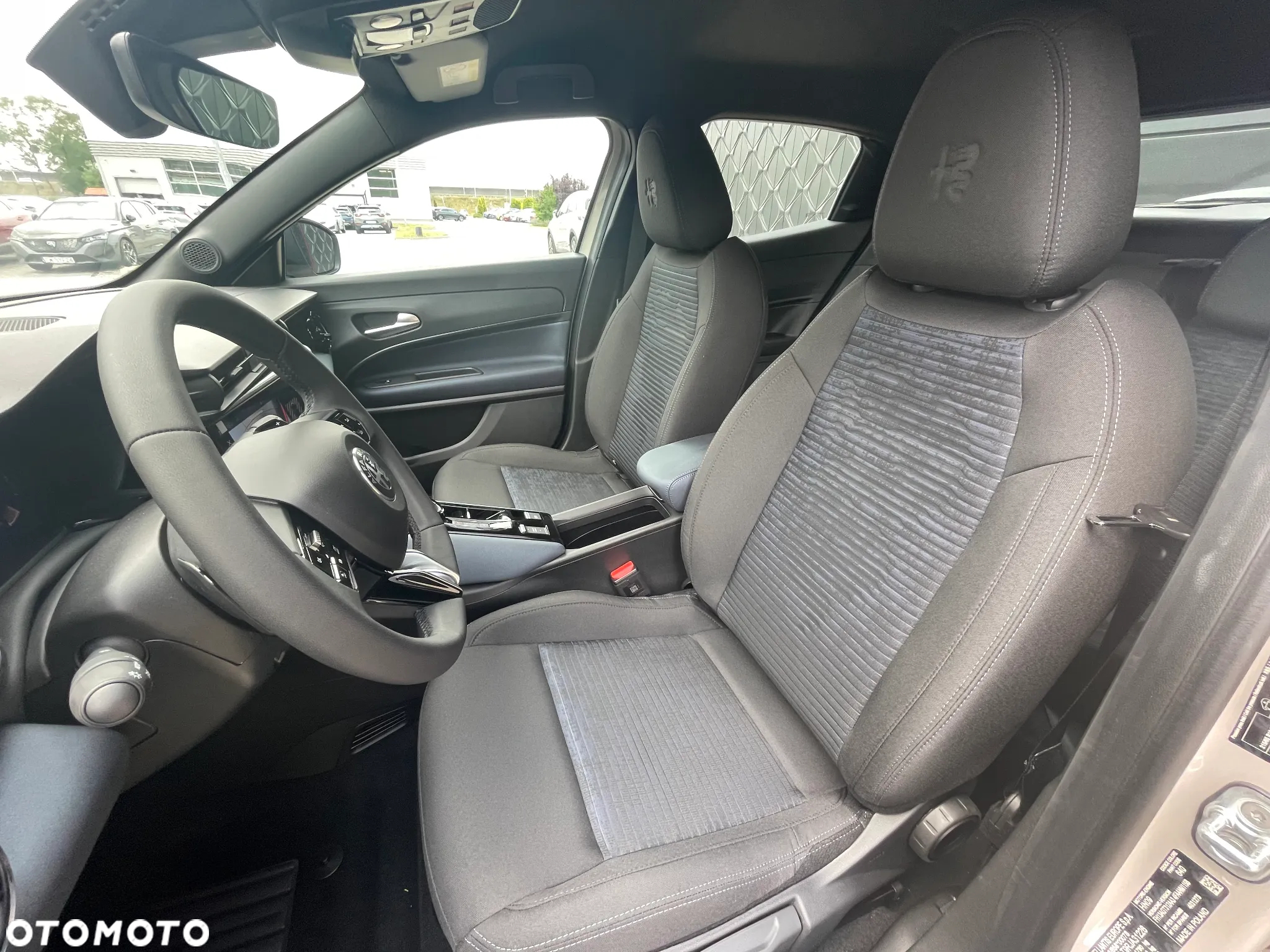 Alfa Romeo Junior 1.2 mHEV Ibrida eDCT - 6