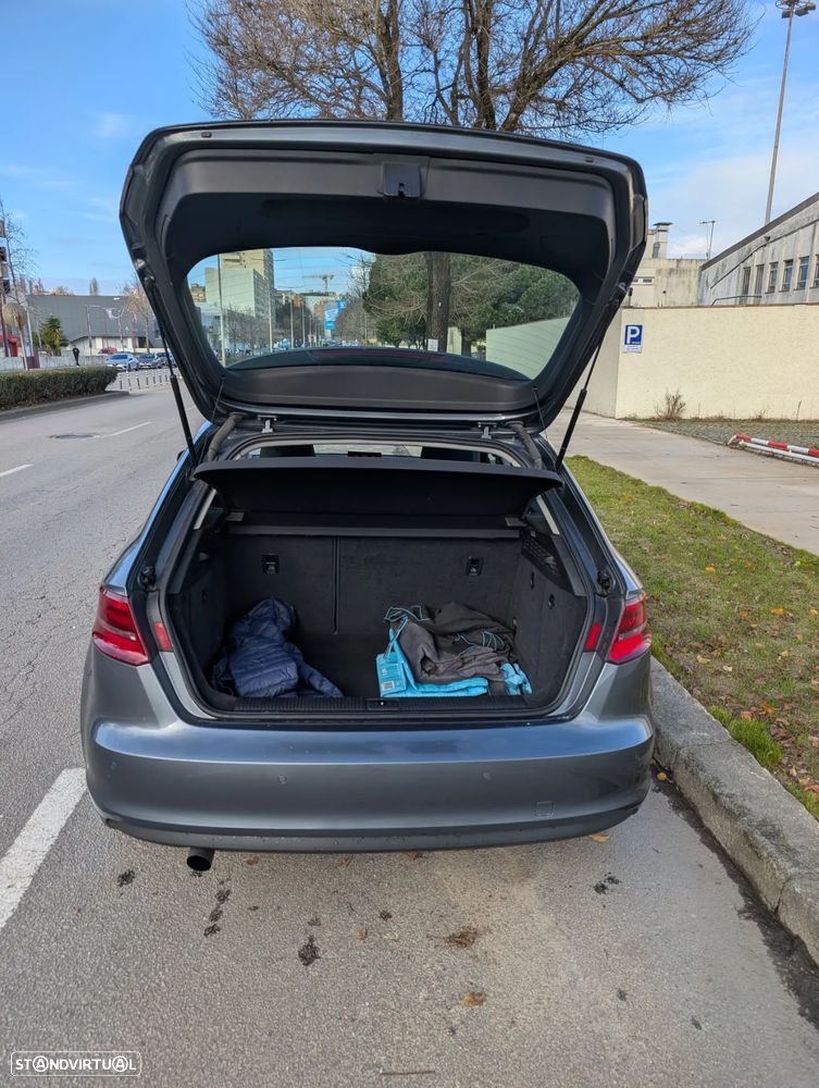 Audi A3 Sportback 1.6 TDI Attraction - 3