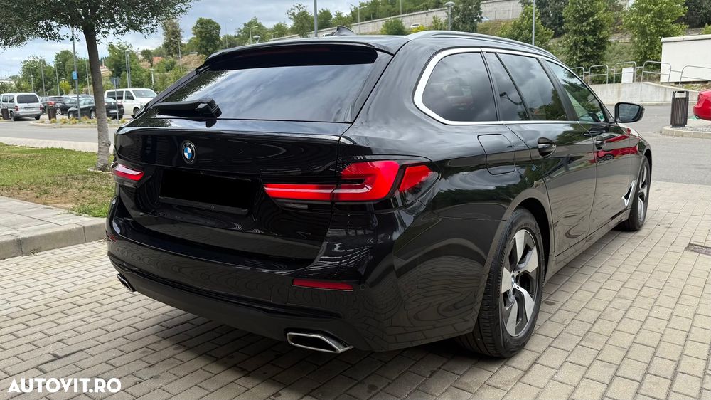 BMW Seria 5 520d xDrive Aut. Sport Line - 33