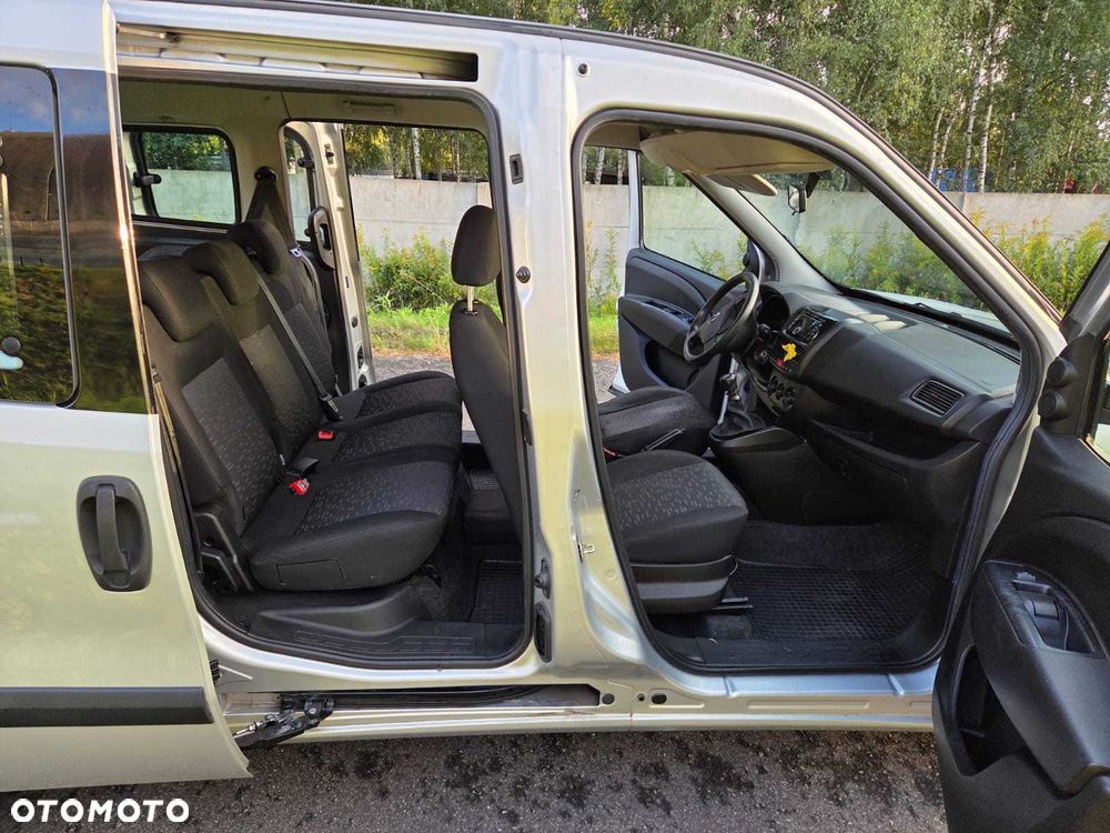 Opel Combo - 8