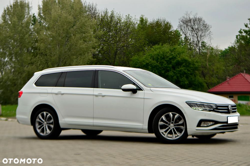 Volkswagen Passat - 13
