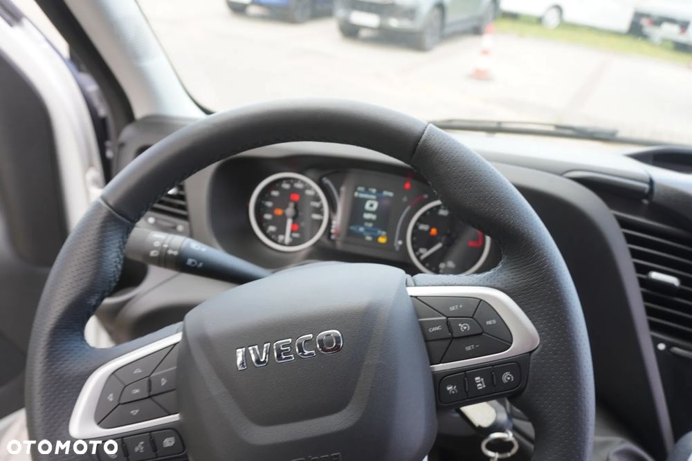 Iveco 50C18HA8 - 25