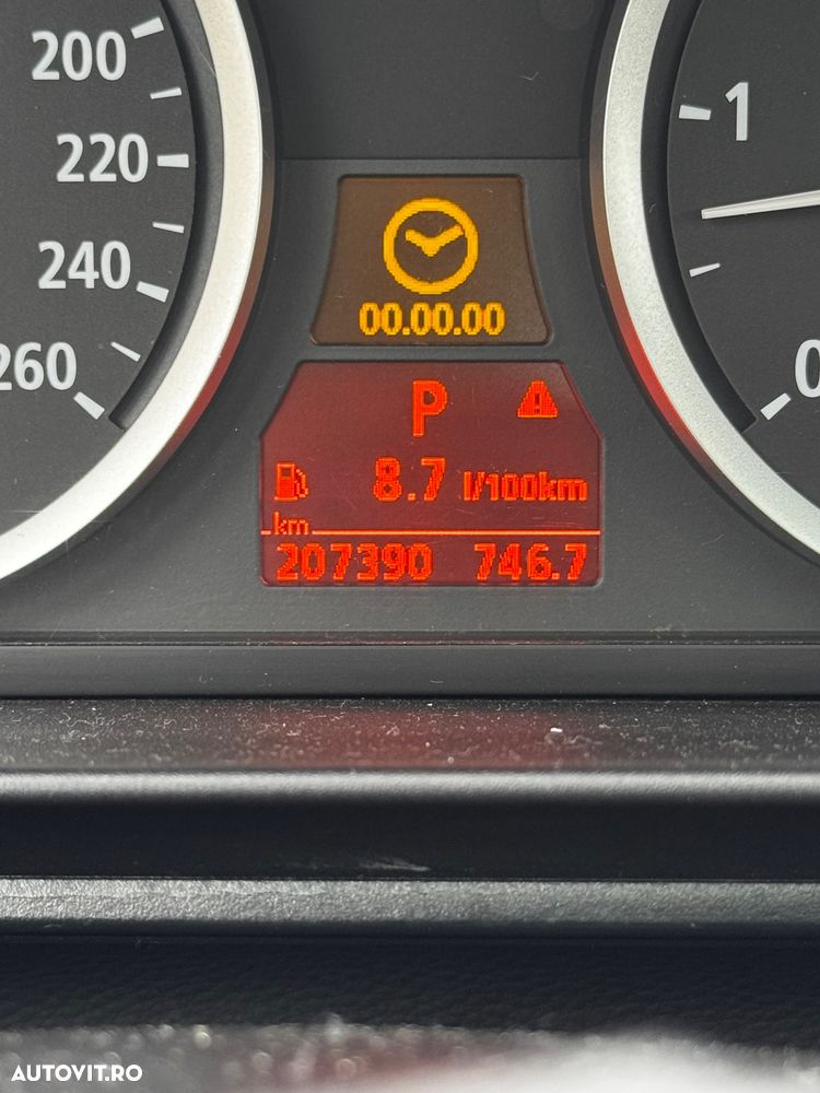 BMW Seria 5 525d Aut. - 13