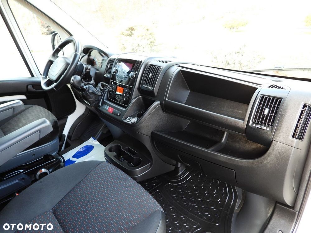 Peugeot BOXER PLANDEKA 8 PALET WEBASTO TEMPOMAT LEDY ASO KLIMATYZACJA  165KM - 39