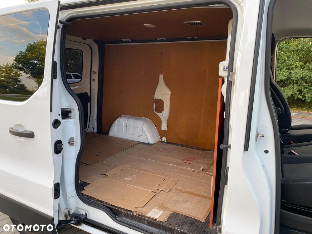 Renault Trafic 1.6 dCi 90 Combi L1H1 Authentique - 21