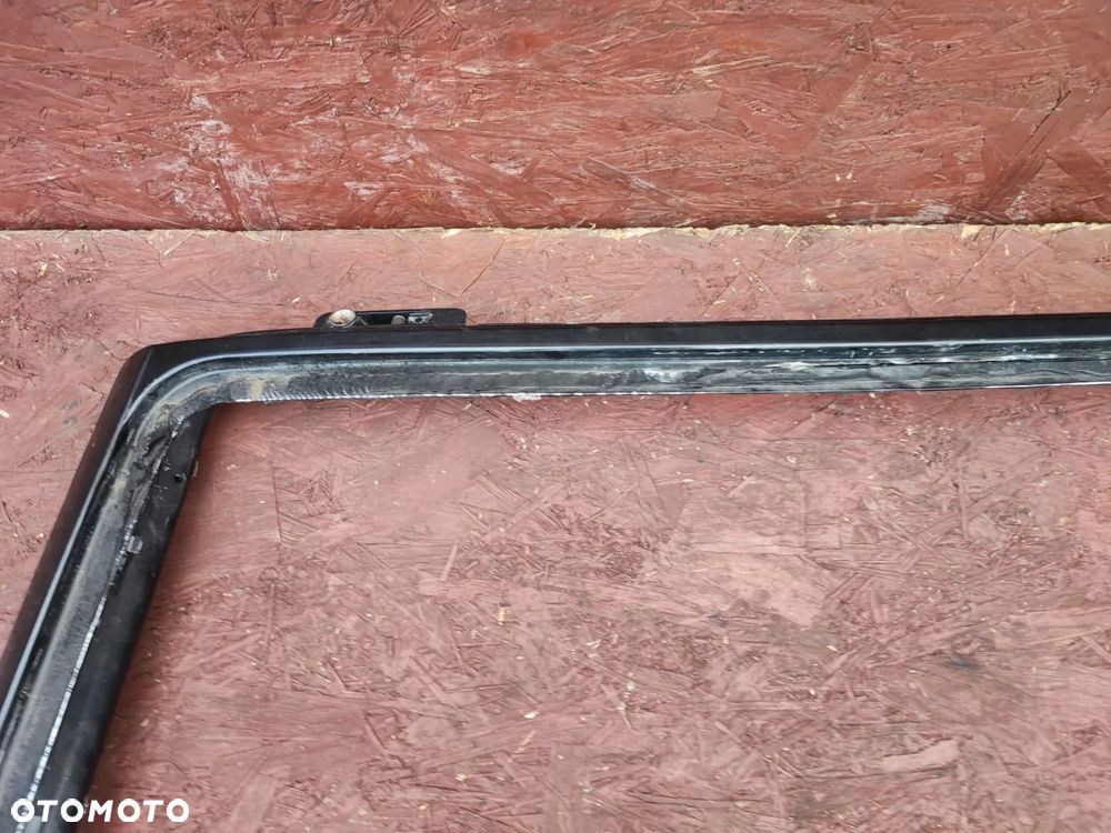BMW E36 CABRIO ORYGINALNA RAMKA SZYBY PRZÓD / SŁUPKI "A" + ZAMKI DACHU PÓŁ-AUTOMAT. O NR: 1 977 607 OEM.  W BARDZO DOBRYM STANIE, BEZ RDZY - 5