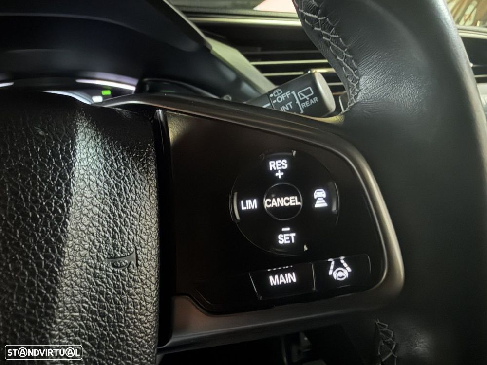 Honda Civic 1.0 i-VTEC Executive Premium - 21