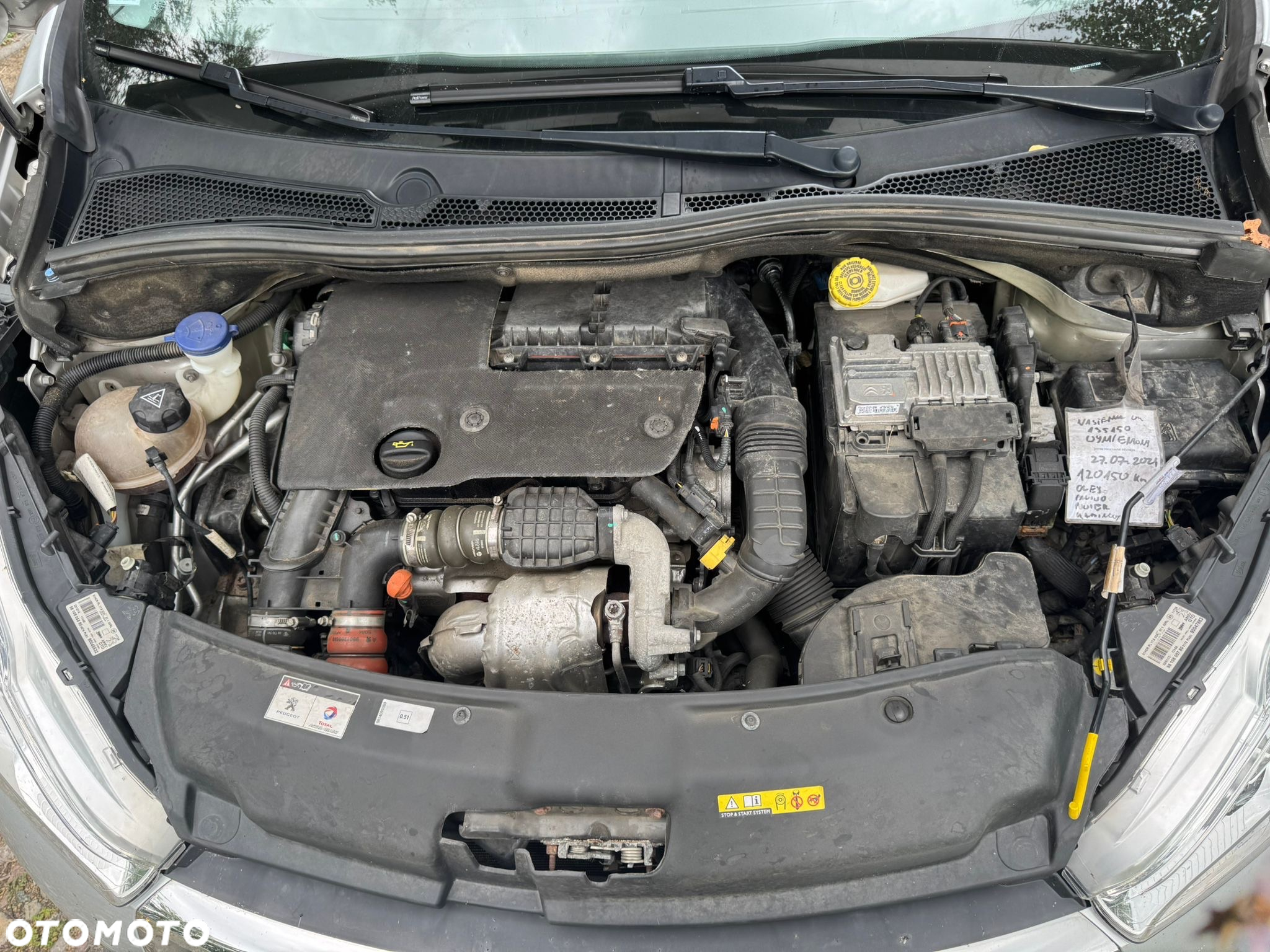 Peugeot 208 - 13