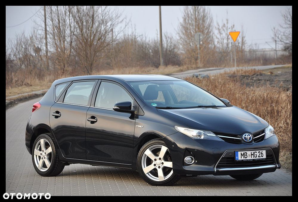 Toyota Auris - 2