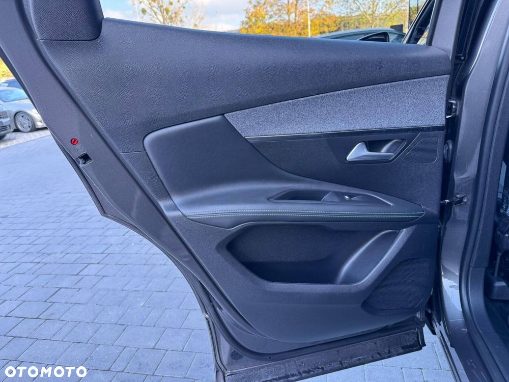 Peugeot 3008 1.5 BlueHDi Allure Pack S&S EAT8 - 29