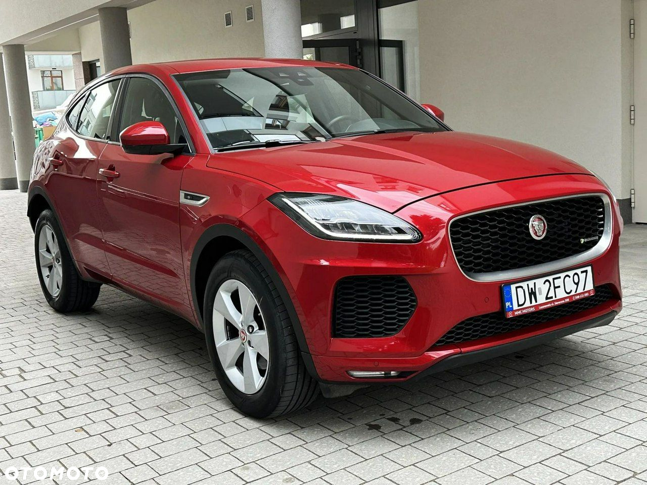 Jaguar E-Pace - 3