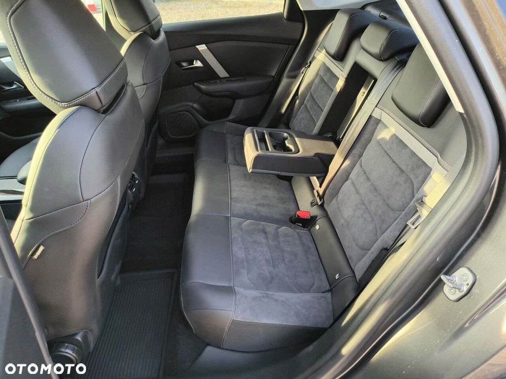 Citroën C4X 1.2 PureTech Max S&S EAT8 - 10