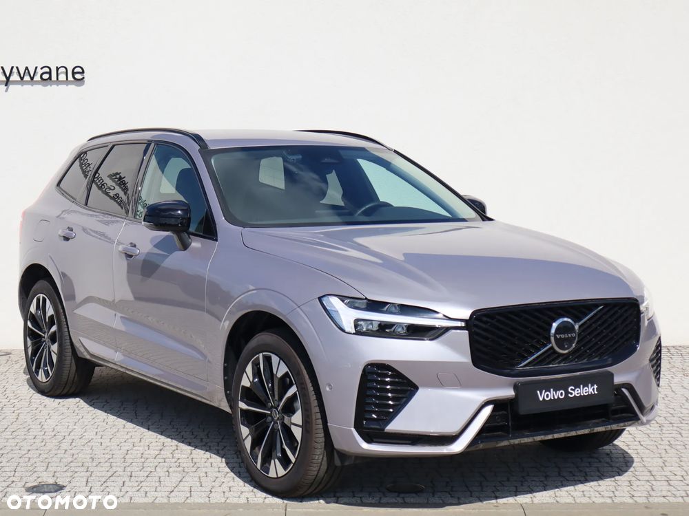 Volvo XC 60 B5 B AWD Plus Dark - 9