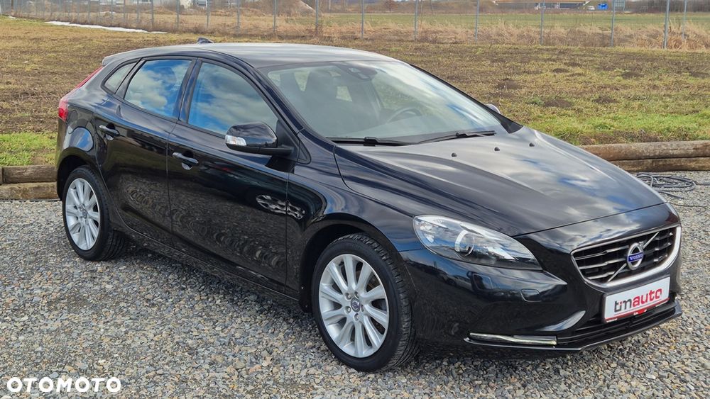 Volvo V40 T3 Momentum - 28