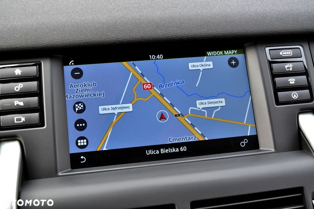 Land Rover Discovery Sport TD4 HSE Luxury - 24