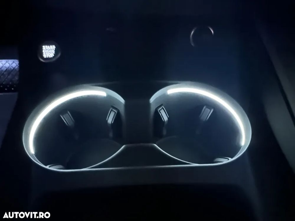 Audi A4 40 TDI quattro S tronic S line - 26