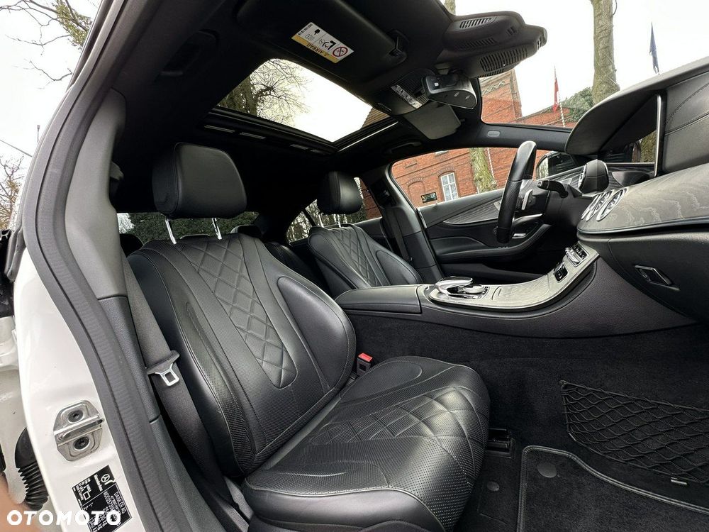 Mercedes-Benz CLS - 9