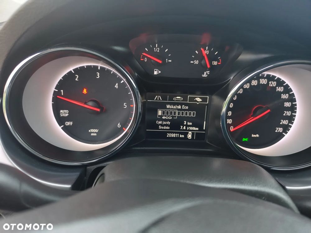 Opel Astra 1.6 CDTI Essentia - 15