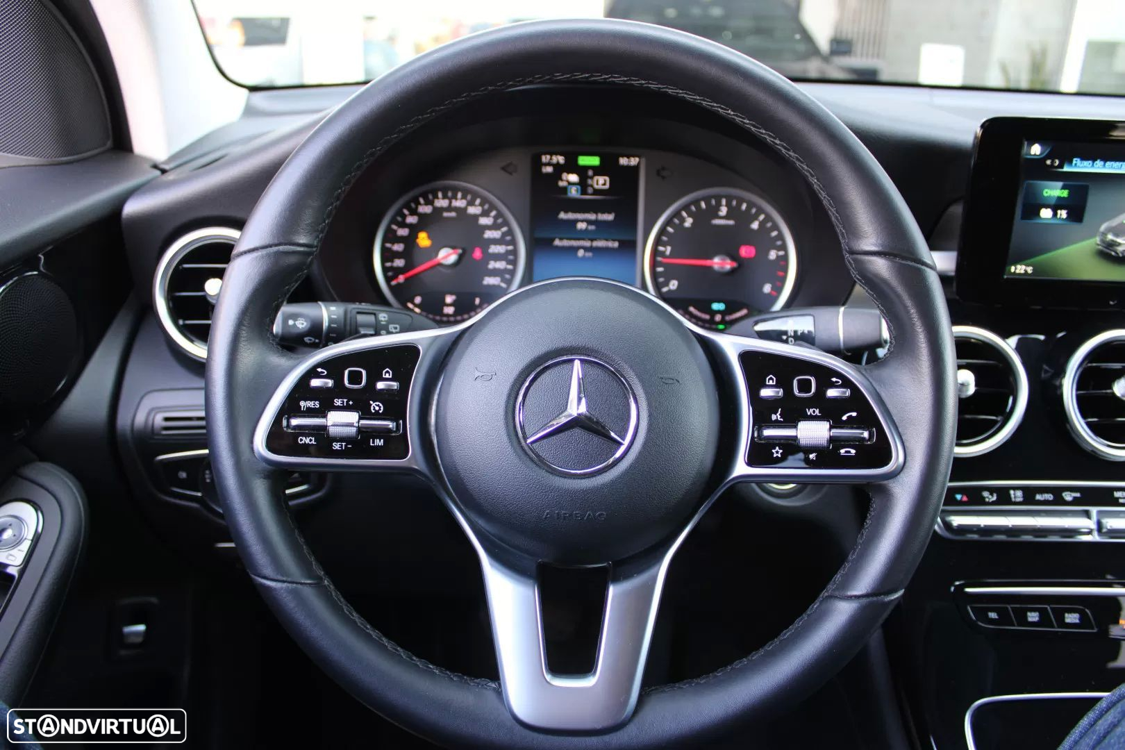 Mercedes-Benz GLC 300 de 4Matic - 37