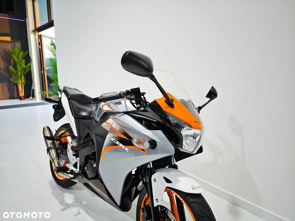 Honda CBR - 7