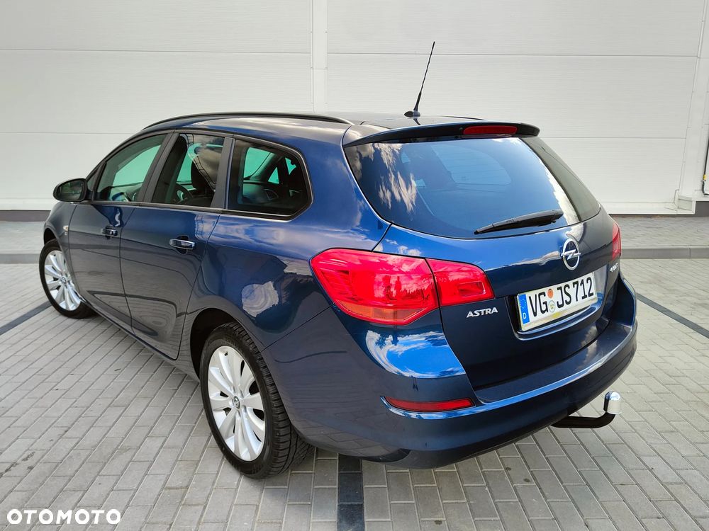 Opel Astra 1.4 EcoFLEX 150 Jahre - 10