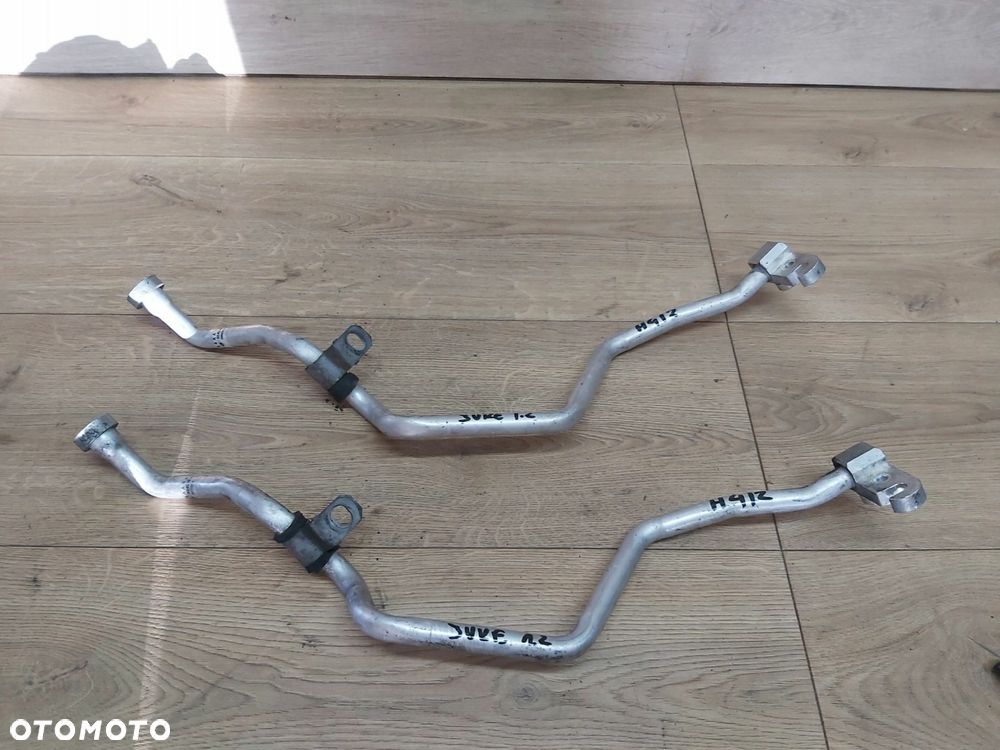 Nissan Juke I F15 rurka przewód klimatyzacji 1,2 DIG-T 92450BV81A - 2
