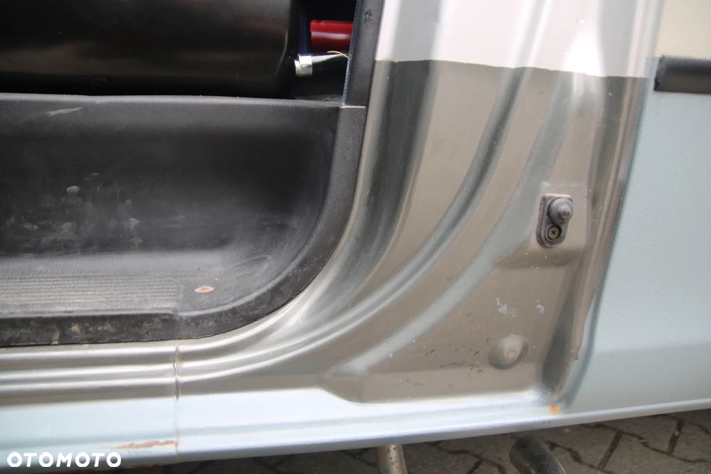 Hyundai H-1 Starex - 20