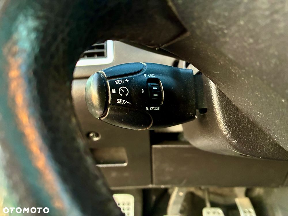 Peugeot 307 - 33