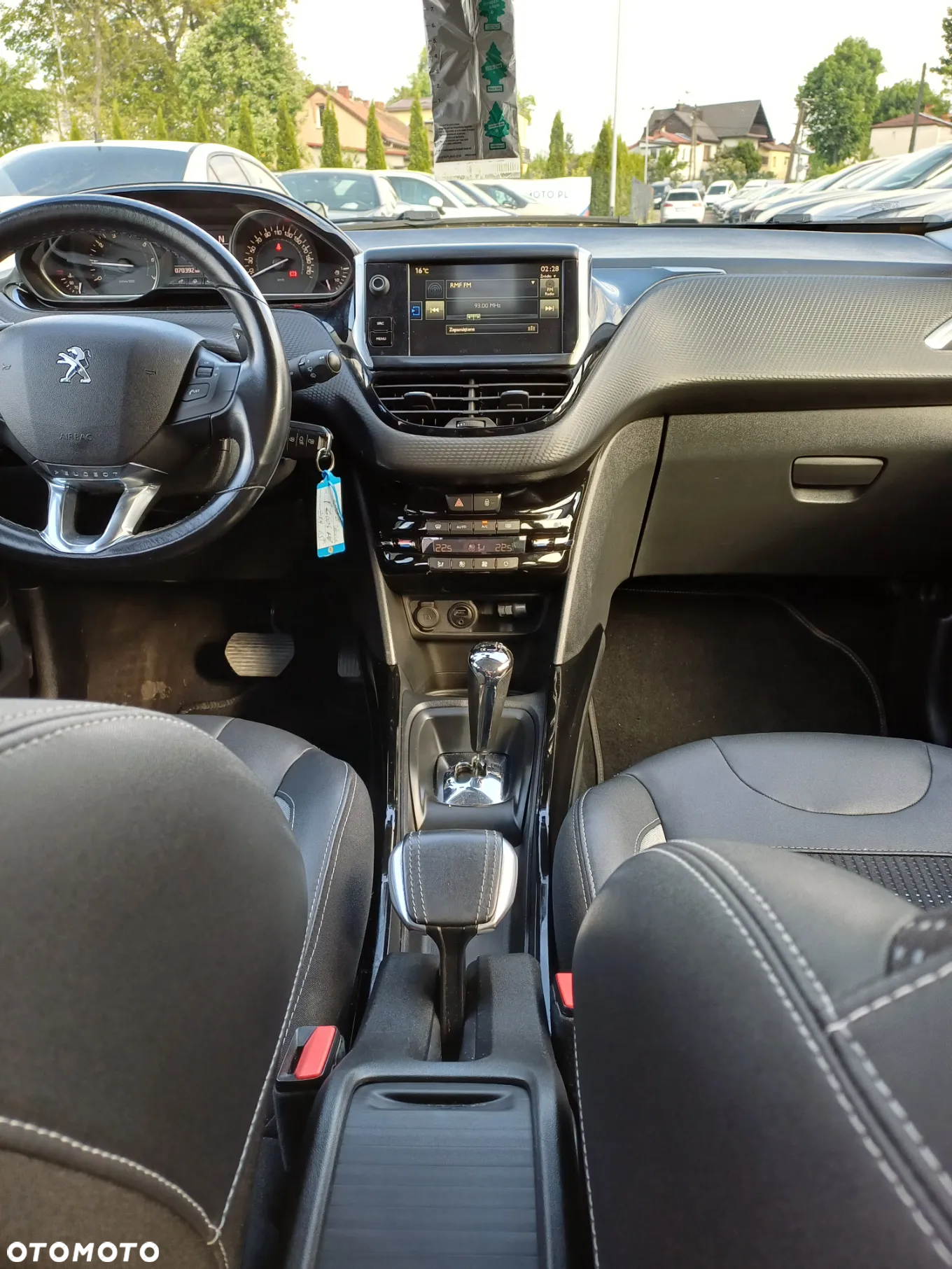 Peugeot 2008 82 e-VTI ETG5 Allure - 20