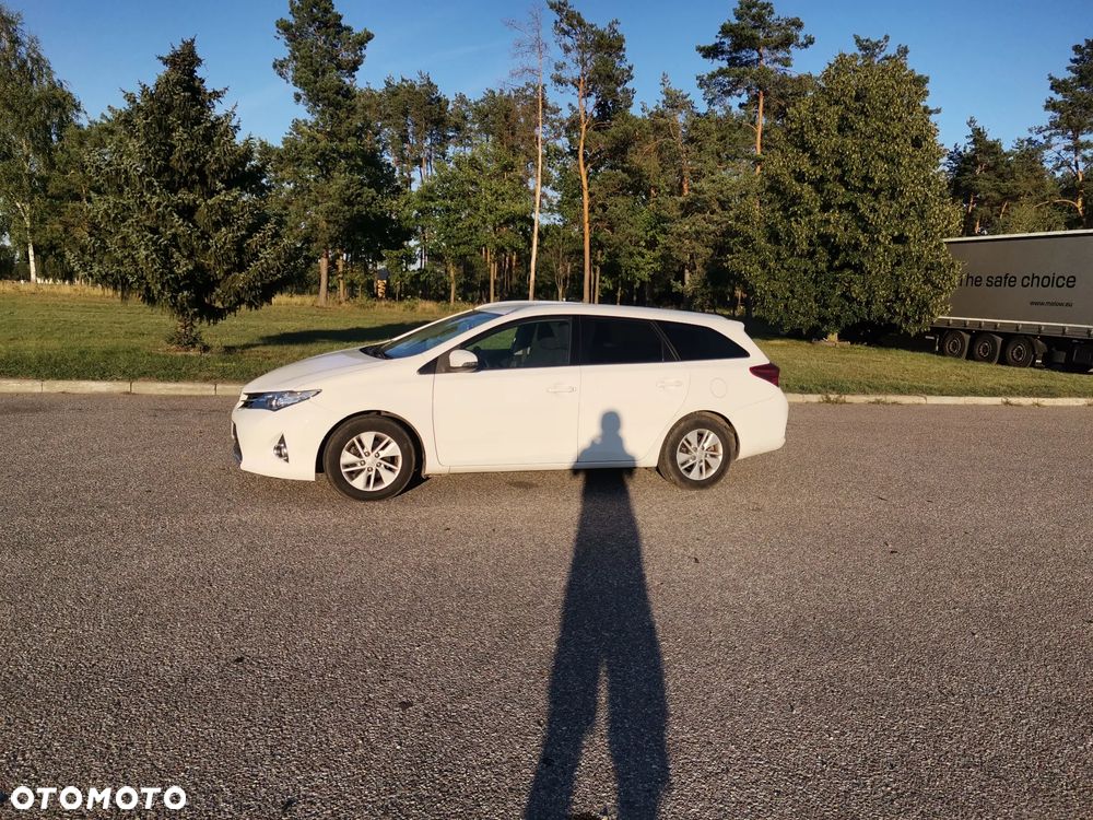 Toyota Auris - 2